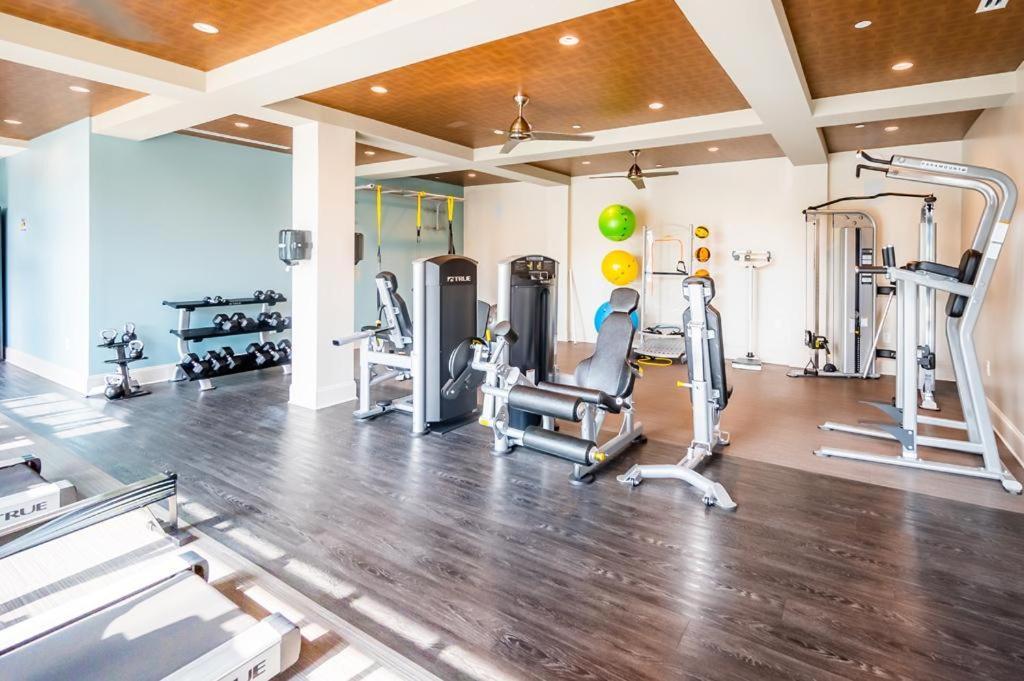 Urban Studio W Balcony Gym Lejlighed Charlotte Eksteriør billede